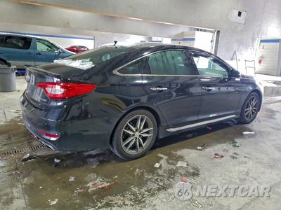 Trzecie zdjęcie samochodu z tyłu: 2015 HYUNDAI SONATA SPORT VIN:5NPE34AB1FH043231 - miniatura