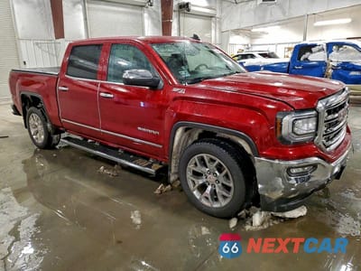 Czwarte zdjęcie samochodu z boku: 2018 GMC SIERRA K1500 SLT VIN:3GTU2NEC6JG530000 - miniatura