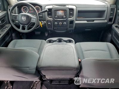 Zdjęcie 8 z 15 samochodu: 2018 RAM 2500 ST VIN:3C6UR5CL2JG367691 - miniatura