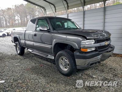 Czwarte zdjęcie samochodu z boku: 2002 CHEVROLET SILVERADO K2500 HEAVY DUTY VIN:1GCHK29U82E241129 - miniatura