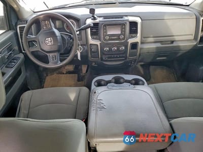 Zdjęcie 8 z 12 samochodu: 2014 RAM 2500 SLT VIN:3C6UR5DL8EG223924 - miniatura