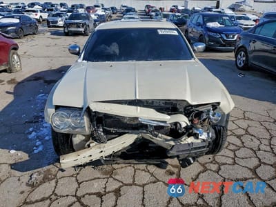 Piąte zdjęcie samochodu w środku: 2010 CHRYSLER 300C VIN:2C3CA6CT9AH114230 - miniatura