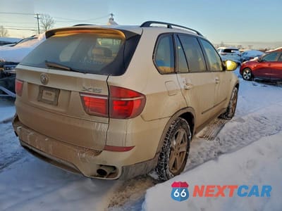 Trzecie zdjęcie samochodu z tyłu: 2013 BMW X5 XDRIVE35I VIN:5UXZV4C52D0E14055 - miniatura