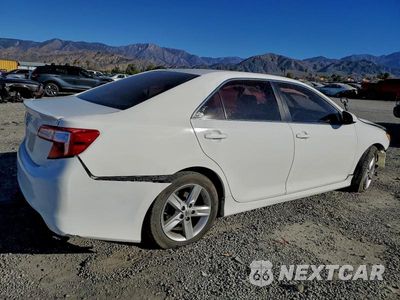 Trzecie zdjęcie samochodu z tyłu: 2014 TOYOTA CAMRY L VIN:4T1BF1FK0EU425221 - miniatura