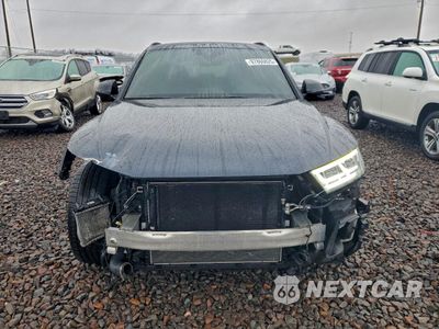 Piąte zdjęcie samochodu w środku: 2019 AUDI SQ5 PRESTIGE VIN:WA1C4AFY5K2059695 - miniatura