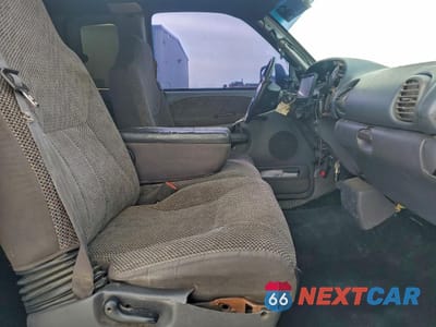 Zdjęcie 7 z 15 samochodu: 2002 DODGE RAM 2500 VIN:3B7KC23602M212196 - miniatura