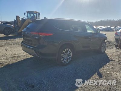 Trzecie zdjęcie samochodu z tyłu: 2023 TOYOTA HIGHLANDER HYBRID LIMITED VIN:5TDEBRCH9PS131814 - miniatura