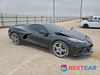 Czwarte zdjęcie samochodu z boku: 2020 CHEVROLET CORVETTE STINGRAY 3LT VIN:1G1Y83D46L5115826 - miniatura