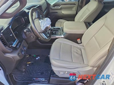 Zdjęcie 7 z 11 samochodu: 2024 CHEVROLET SILVERADO K1500 LTZ VIN:1GCUDGE87RZ174606 - miniatura