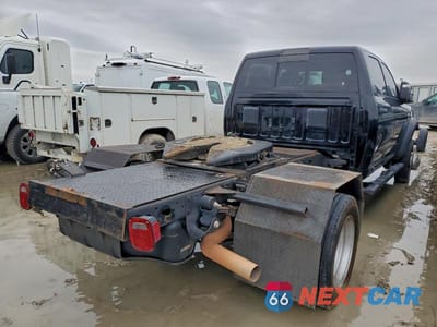 Trzecie zdjęcie samochodu z tyłu: 2023 RAM 5500 VIN:3C7WRMEL1PG507086 - miniatura