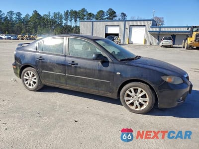 Czwarte zdjęcie samochodu z boku: 2008 MAZDA 3 I VIN:JM1BK32G781783029 - miniatura