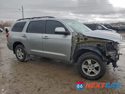 Czwarte zdjęcie samochodu z boku: 2017 TOYOTA SEQUOIA SR5 VIN:5TDBY5G17HS150130 - miniatura