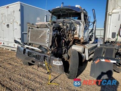 Drugie zdjęcie samochodu z przodu: 2023 MACK PINNACLE VIN:1M1PN4GYXPM011710 - miniatura