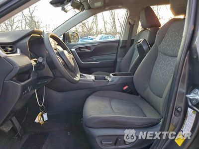 Zdjęcie 7 z 14 samochodu: 2023 TOYOTA RAV4 XLE VIN:2T3W1RFV9PC218072 - miniatura