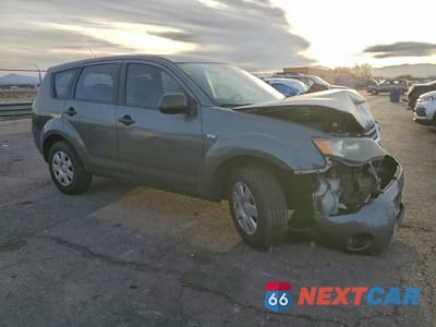 Czwarte zdjęcie samochodu z boku: 2007 MITSUBISHI OUTLANDER ES VIN:JA4MS31X07U003163 - miniatura