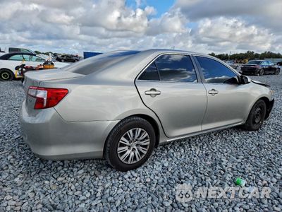 Trzecie zdjęcie samochodu z tyłu: 2014 TOYOTA CAMRY L VIN:4T1BF1FK3EU847421 - miniatura