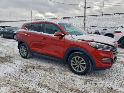 Czwarte zdjęcie samochodu z boku: 2016 HYUNDAI TUCSON LIMITED VIN:KM8J3CA22GU128249 - miniatura