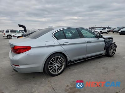 Trzecie zdjęcie samochodu z tyłu: 2019 BMW 540 XI VIN:WBAJE7C55KWW30955 - miniatura