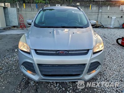 Piąte zdjęcie samochodu w środku: 2016 FORD ESCAPE SE VIN:1FMCU0GX2GUC73606 - miniatura