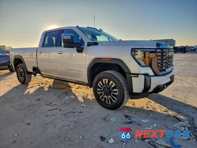 Czwarte zdjęcie samochodu z boku: 2024 GMC SIERRA K3500 DENALI ULTIMATE VIN:1GT49YEY7RF114771 - miniatura