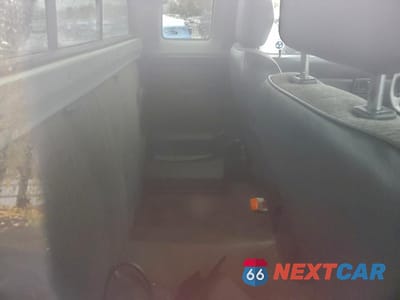 Zdjęcie 10 z 14 samochodu: 1995 NISSAN TRUCK KING CAB SE VIN:1N6HD16Y4SC458228 - miniatura