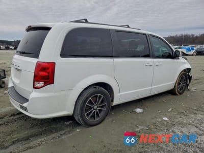 Trzecie zdjęcie samochodu z tyłu: 2019 DODGE GRAND CARAVAN SXT VIN:2C4RDGCG6KR540846 - miniatura