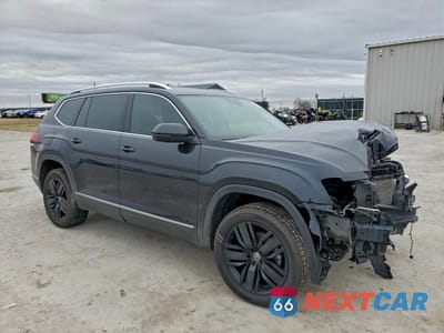 Czwarte zdjęcie samochodu z boku: 2018 VOLKSWAGEN ATLAS SEL PREMIUM VIN:1V2NR2CA3JC541263 - miniatura