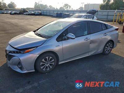 2021 TOYOTA PRIUS PRIME LE JTDKAMFP3M3178555 - główne zdjęcie licytacji z USA - miniatura