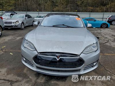 Piąte zdjęcie samochodu w środku: 2014 TESLA MODEL S VIN:5YJSA1H15EFP32349 - miniatura