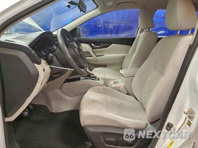 Zdjęcie 7 z 14 samochodu: 2018 NISSAN ROGUE SPORT SV VIN:JN1BJ1CR8JW250190 - miniatura