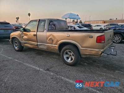 Drugie zdjęcie samochodu z przodu: 1999 CHEVROLET S TRUCK S10 VIN:1GCCS19X3X8110839 - miniatura