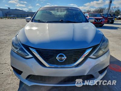 Piąte zdjęcie samochodu w środku: 2016 NISSAN SENTRA S VIN:3N1AB7AP2GY323052 - miniatura