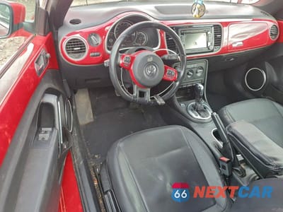 Zdjęcie 8 z 12 samochodu: 2013 VOLKSWAGEN BEETLE VIN:3VW5P7AT6DM815337 - miniatura