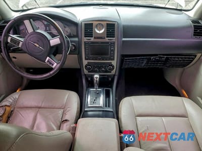 Zdjęcie 8 z 11 samochodu: 2007 CHRYSLER 300 TOURING VIN:2C3KA53G27H900551 - miniatura