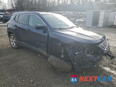 Czwarte zdjęcie samochodu z boku: 2020 JEEP COMPASS LATITUDE VIN:3C4NJDBB6LT150310 - miniatura