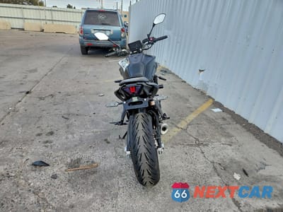 Czwarte zdjęcie samochodu z boku: 2024 YAMAHA MT07 VIN:JYARM32E3RA011177 - miniatura