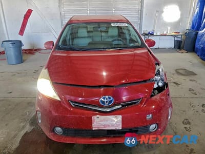 Piąte zdjęcie samochodu w środku: 2012 TOYOTA PRIUS V VIN:JTDZN3EU0C3057839 - miniatura
