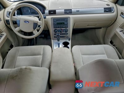 Zdjęcie 8 z 13 samochodu: 2005 FORD FIVE HUNDRED VIN:1FAFP23195G165801 - miniatura