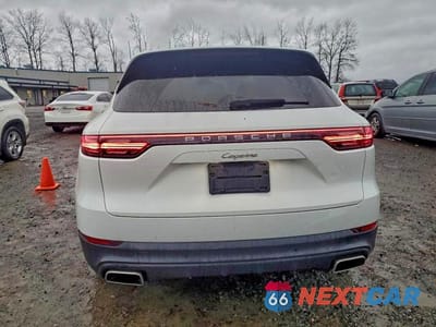 Zdjęcie 6 z 14 samochodu: 2021 PORSCHE CAYENNE VIN:WP1AA2AY2MDA05912 - miniatura