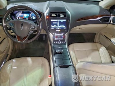 Zdjęcie 8 z 15 samochodu: 2015 LINCOLN MKZ VIN:3LN6L2J97FR600674 - miniatura