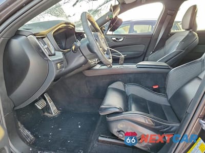 Zdjęcie 7 z 12 samochodu: 2022 VOLVO XC60 T8 RECHARGE R-DESIGN VIN:YV4BR0DM2N1953805 - miniatura