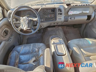 Zdjęcie 8 z 13 samochodu: 1998 GMC SIERRA C1500 VIN:1GTEC19R3WR514305 - miniatura