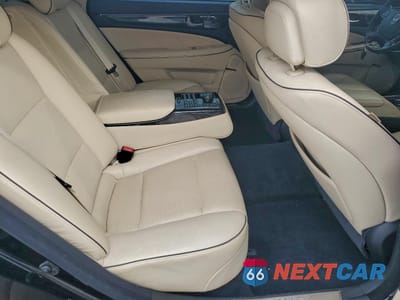 Zdjęcie 10 z 12 samochodu: 2015 HYUNDAI EQUUS SIGNATURE VIN:KMHGH4JH3FU093323 - miniatura