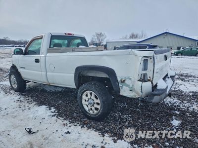 Drugie zdjęcie samochodu z przodu: 2005 CHEVROLET SILVERADO C2500 HEAVY DUTY VIN:1GCHC24U65E296896 - miniatura
