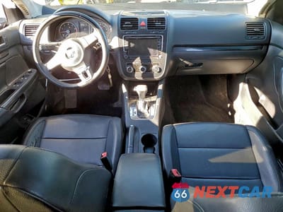 Zdjęcie 8 z 12 samochodu: 2010 VOLKSWAGEN JETTA WOLFSBURG VIN:3VWRA7AJ2AM151308 - miniatura