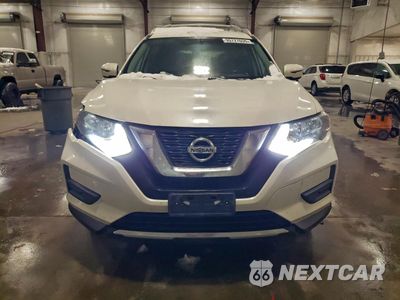 Piąte zdjęcie samochodu w środku: 2017 NISSAN ROGUE S VIN:JN8AT2MV4HW010914 - miniatura
