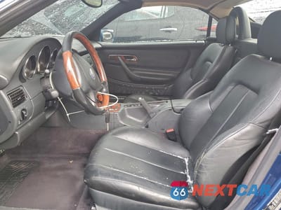 Zdjęcie 7 z 12 samochodu: 2001 MERCEDES-BENZ SLK 320 VIN:WDBKK65F01F211327 - miniatura