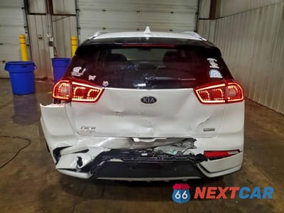 Zdjęcie 6 z 13 samochodu: 2017 KIA NIRO EX VIN:KNDCC3LC3H5095812 - miniatura