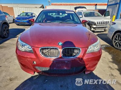 Piąte zdjęcie samochodu w środku: 2006 BMW M5 VIN:WBSNB93556B584588 - miniatura