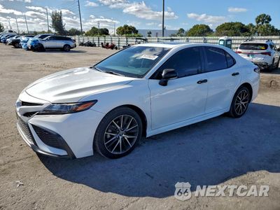 2021 TOYOTA CAMRY SE 4T1G11AK8MU523665 - główne zdjęcie licytacji z USA - miniatura